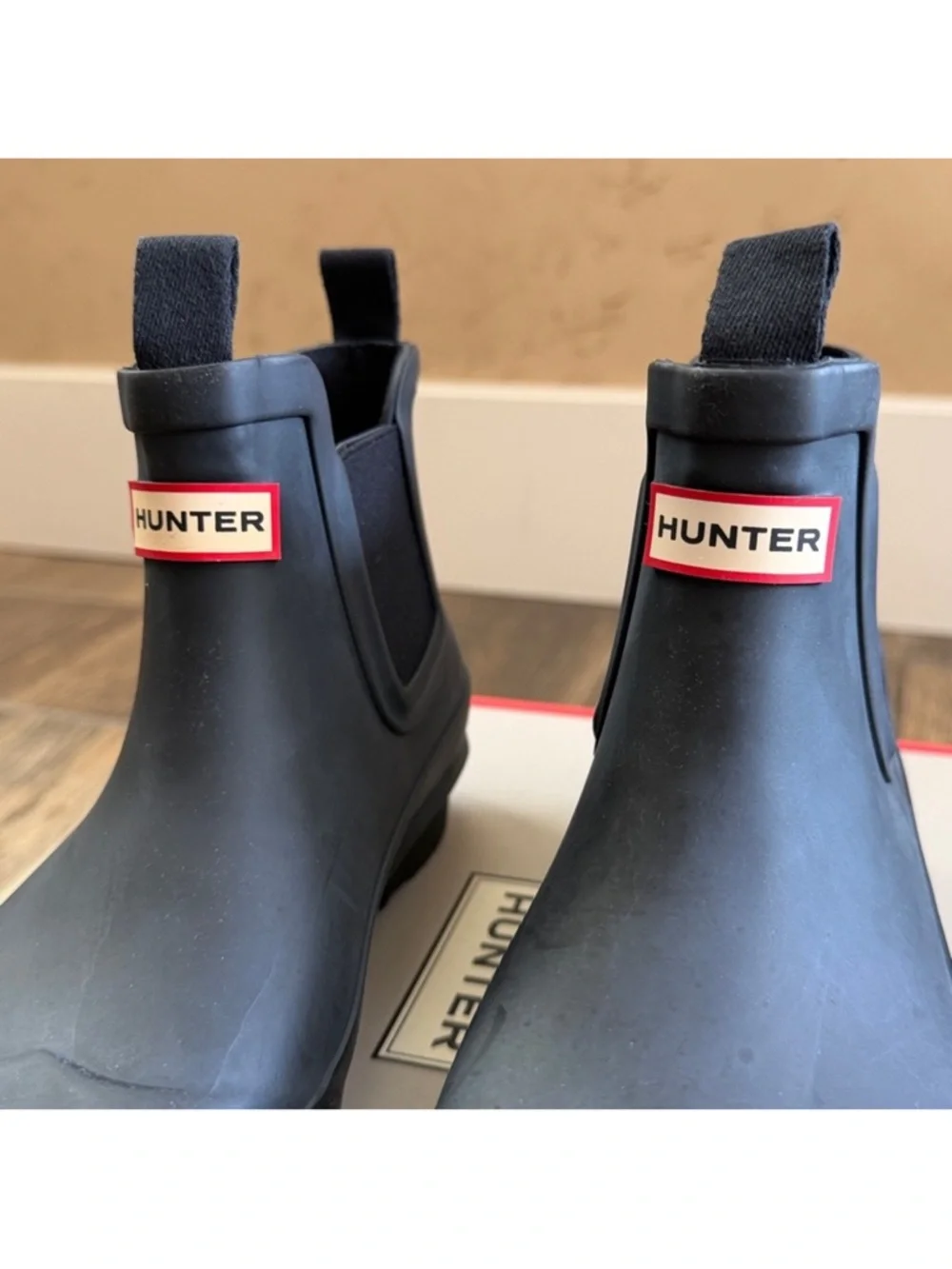 Hunter Kids Black Original Chelsea Waterproof Rain Boots—13C
